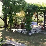 Villa Nikiti