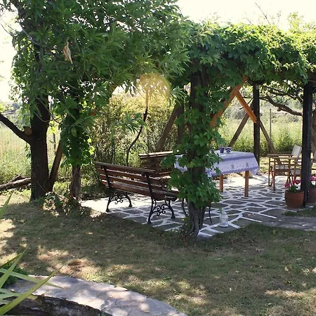 Villa Nikiti