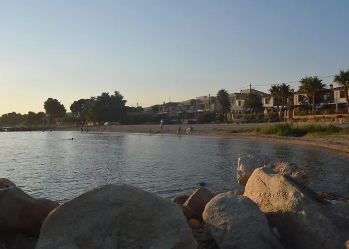 アパート Villa Nikiti ニキティ