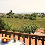 Villa Nikiti 아파트