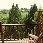 Villa Nikiti *